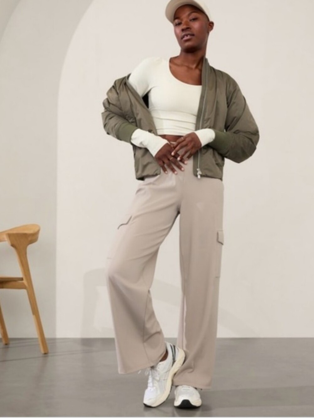 Athleta TALL Venice Cargo Pants. NWT - Picture 4 of 9
